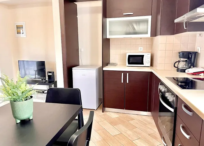 Elvita Apartments 2