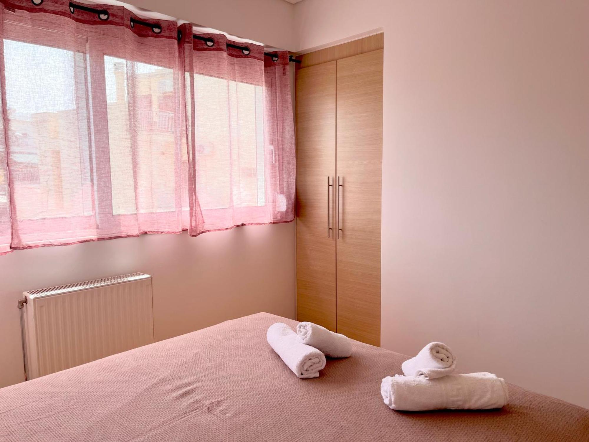 Elvita 2 * Athens